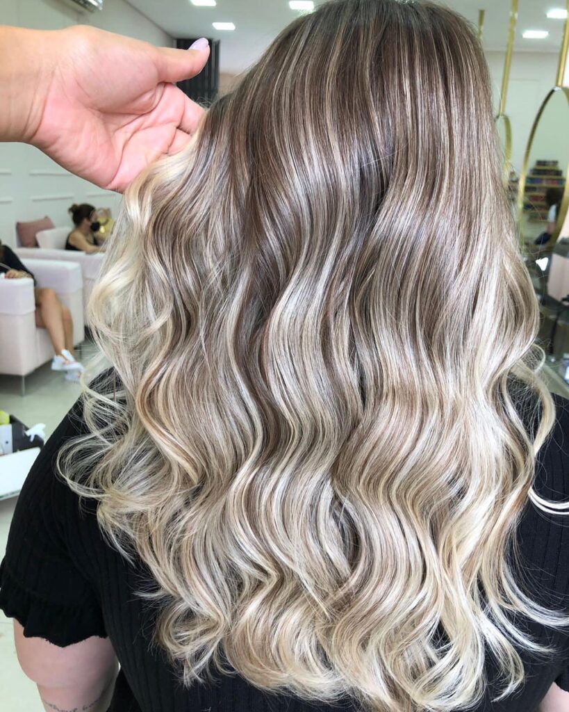 Coloração e mechas – Cirs, Vila Olivo, Valinhos - SP – foto 6