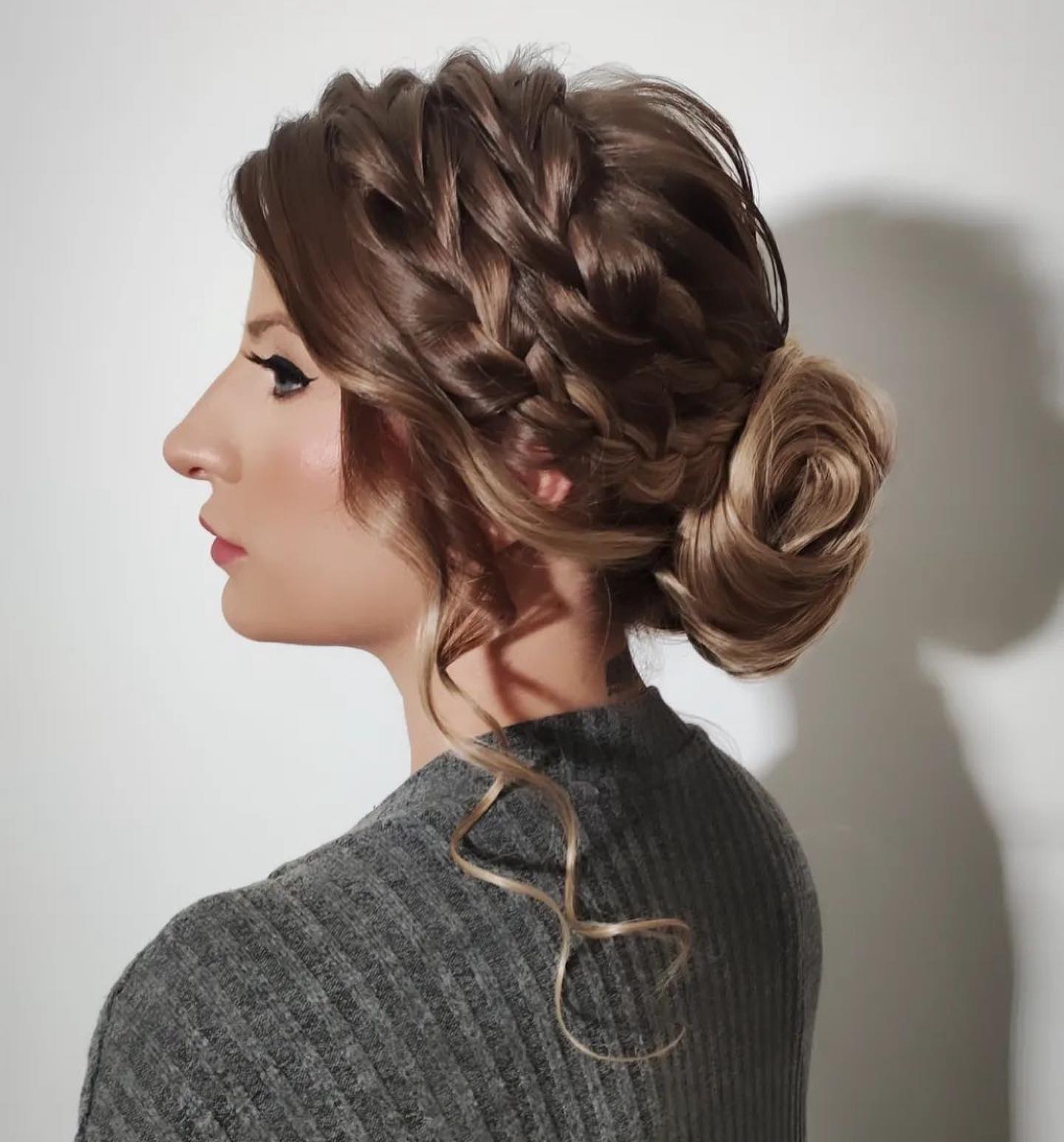 Penteado para Madrinha em Valinhos – Elegância no Cirs Salão Penteado para Madrinha em Valinhos – Elegância no Cirs Salão