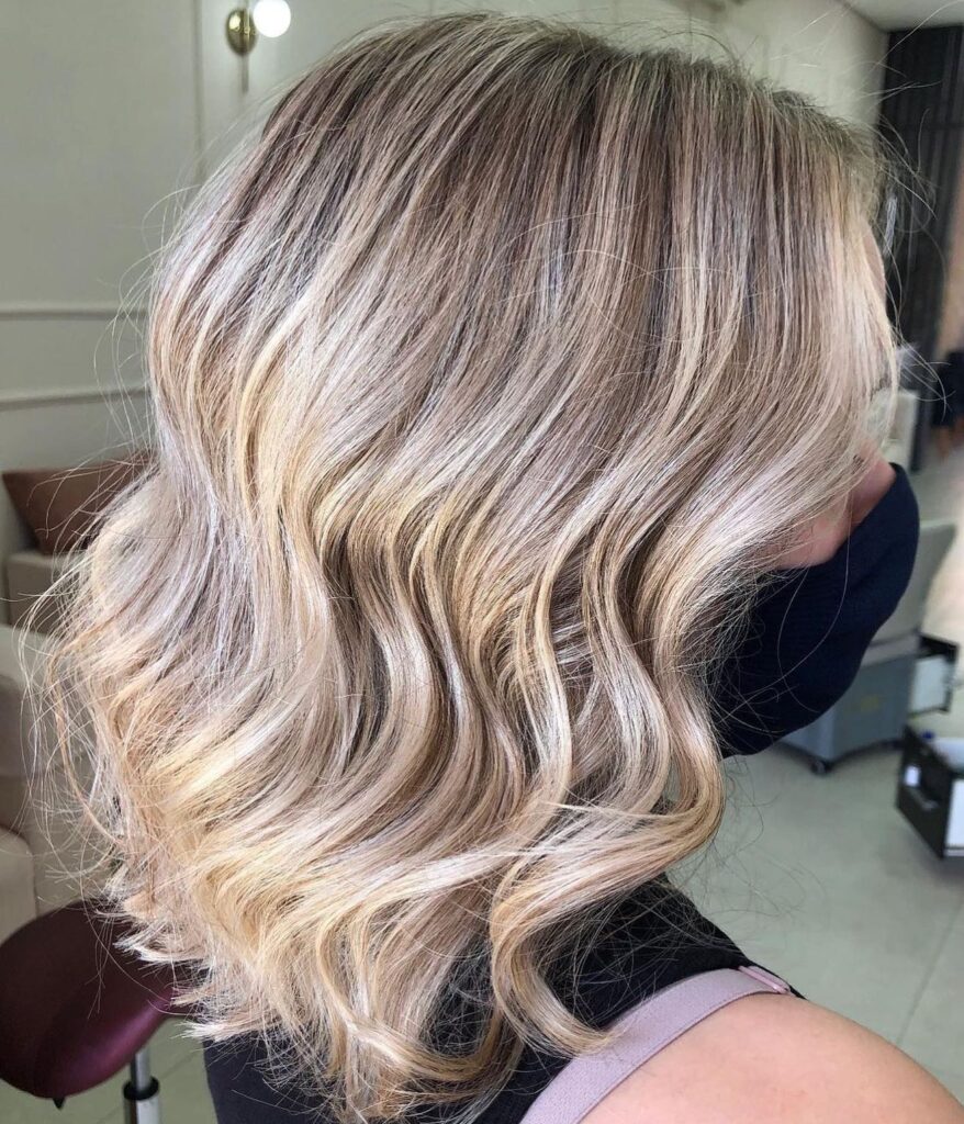 Coloração e mechas – Cirs, Vila Olivo, Valinhos - SP – foto 8
